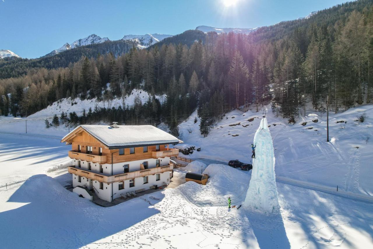 Nedererhof - Zimmer Edelweiss Mit Gemeinschaftskueche Schmirn Exterior foto